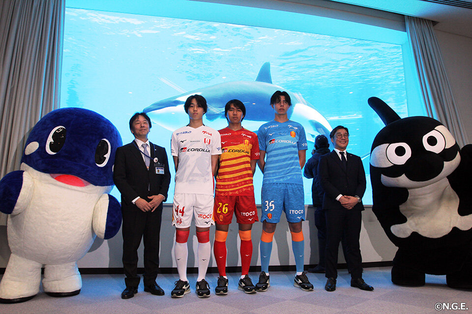 【新品】アバディーン クラブ創立100周年記念ユニフォーム Lサイズ 明治安田J1百年構想リーグ特別ユニフォームデザイン発表＆先行販売の