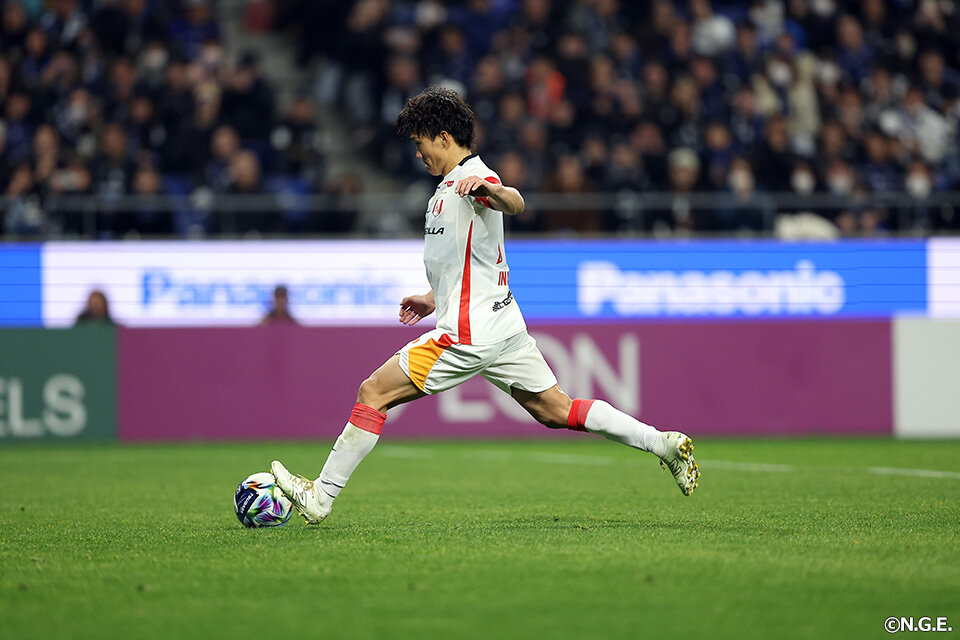 稲垣祥 | 選手・スタッフ | チーム | 名古屋グランパス公式サイト