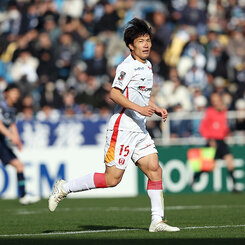 稲垣祥 | 選手・スタッフ | チーム | 名古屋グランパス公式サイト