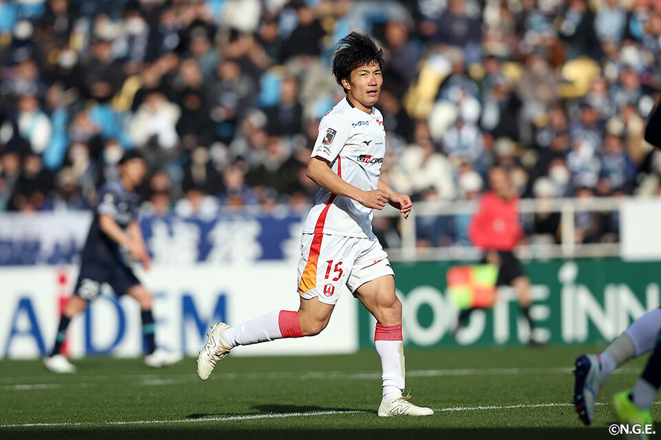 稲垣祥 | 選手・スタッフ | チーム | 名古屋グランパス公式サイト