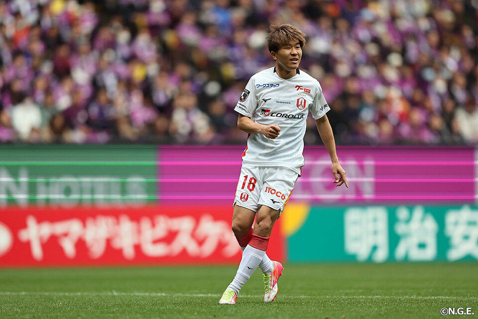 永井謙佑 | 選手・スタッフ | チーム | 名古屋グランパス公式サイト