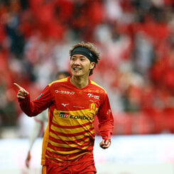 山岸祐也 | 選手・スタッフ | チーム | 名古屋グランパス公式サイト