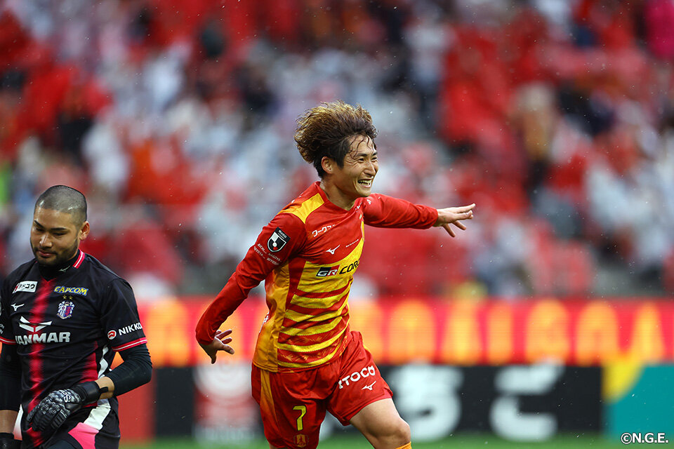 ネ*ル様 和泉竜司 和泉 竜司 | 選手・スタッフ | チーム | 名古屋グランパス公式サイト