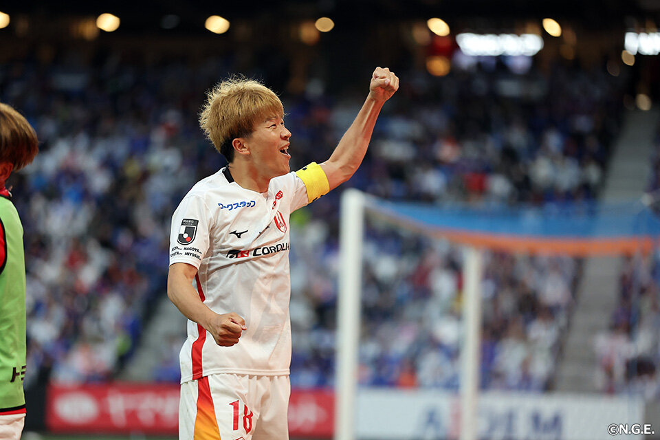 永井 謙佑 | 選手・スタッフ | チーム | 名古屋グランパス公式サイト