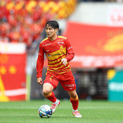 和泉竜司 | 選手・スタッフ | チーム | 名古屋グランパス公式サイト