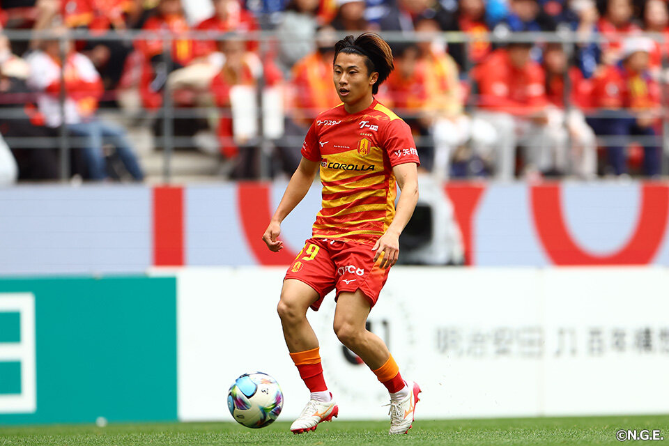 甲田 英將 | 選手・スタッフ | チーム | 名古屋グランパス公式サイト
