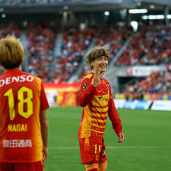 山岸祐也 | 選手・スタッフ | チーム | 名古屋グランパス公式サイト