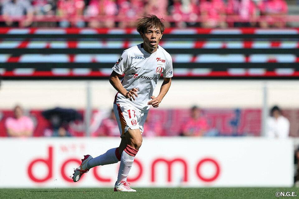 内田 宅哉 | 選手・スタッフ | チーム | 名古屋グランパス公式サイト