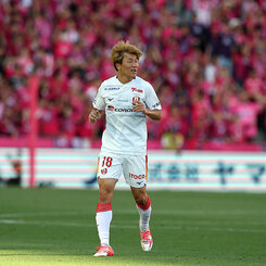 永井謙佑 | 選手・スタッフ | チーム | 名古屋グランパス公式サイト