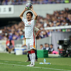 徳元 悠平 | 選手・スタッフ | チーム | 名古屋グランパス公式サイト