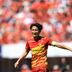 和泉 竜司 | 選手・スタッフ | チーム | 名古屋グランパス公式サイト