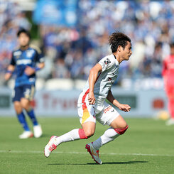 和泉竜司 | 選手・スタッフ | チーム | 名古屋グランパス公式サイト