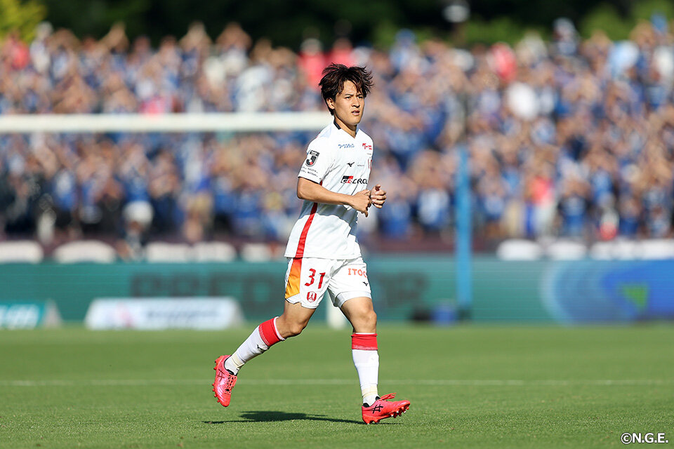 高嶺 朋樹 | 選手・スタッフ | チーム | 名古屋グランパス公式サイト
