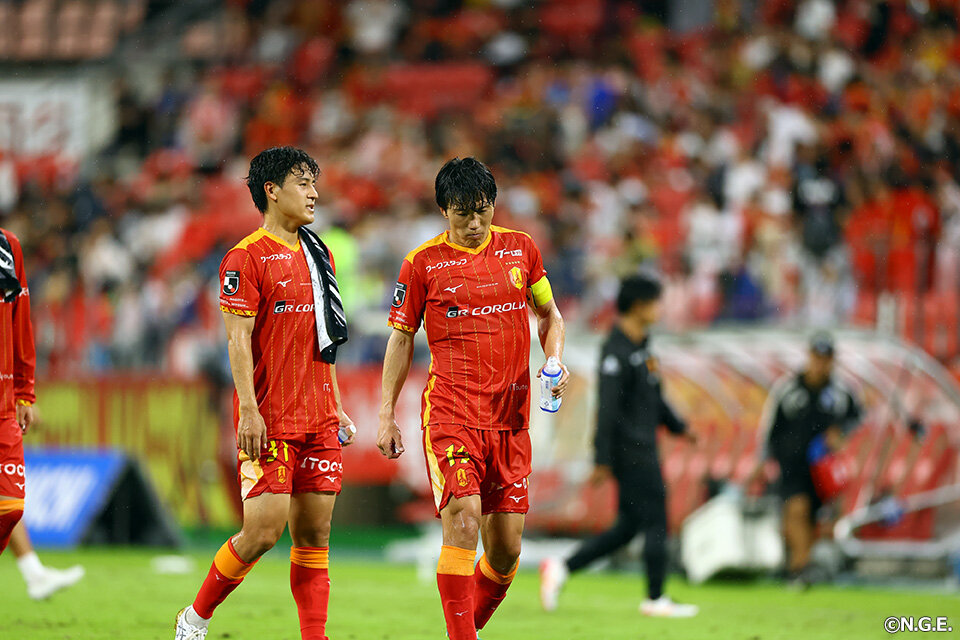 稲垣 祥 | 選手・スタッフ | チーム | 名古屋グランパス公式サイト