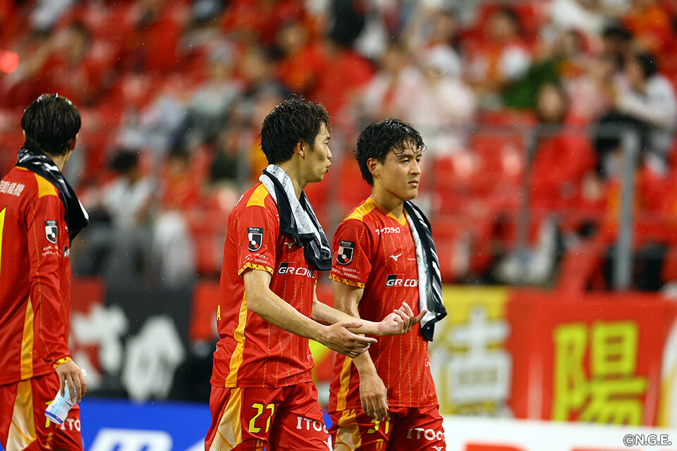 高嶺 朋樹 | 選手・スタッフ | チーム | 名古屋グランパス公式サイト