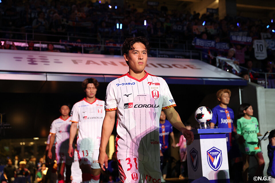 高嶺 朋樹 | 選手・スタッフ | チーム | 名古屋グランパス公式サイト