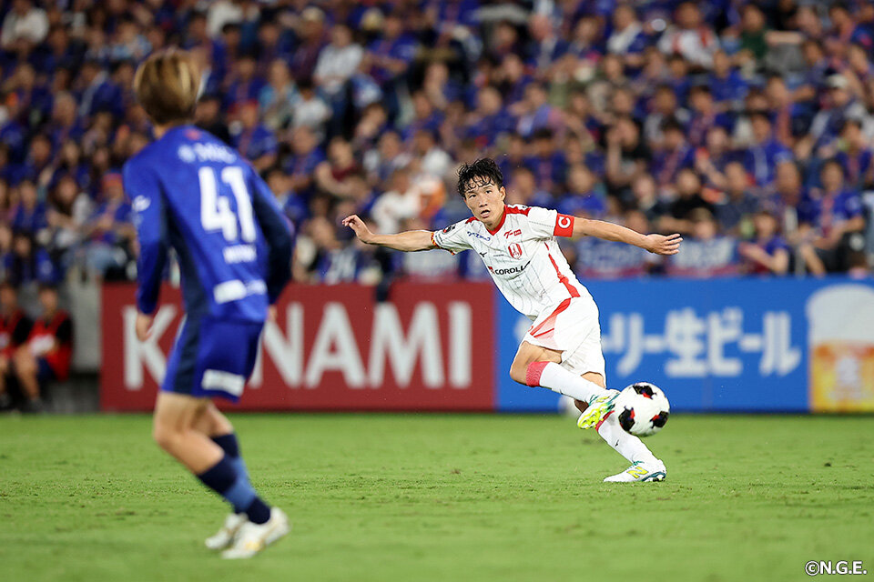 稲垣祥 | 選手・スタッフ | チーム | 名古屋グランパス公式サイト