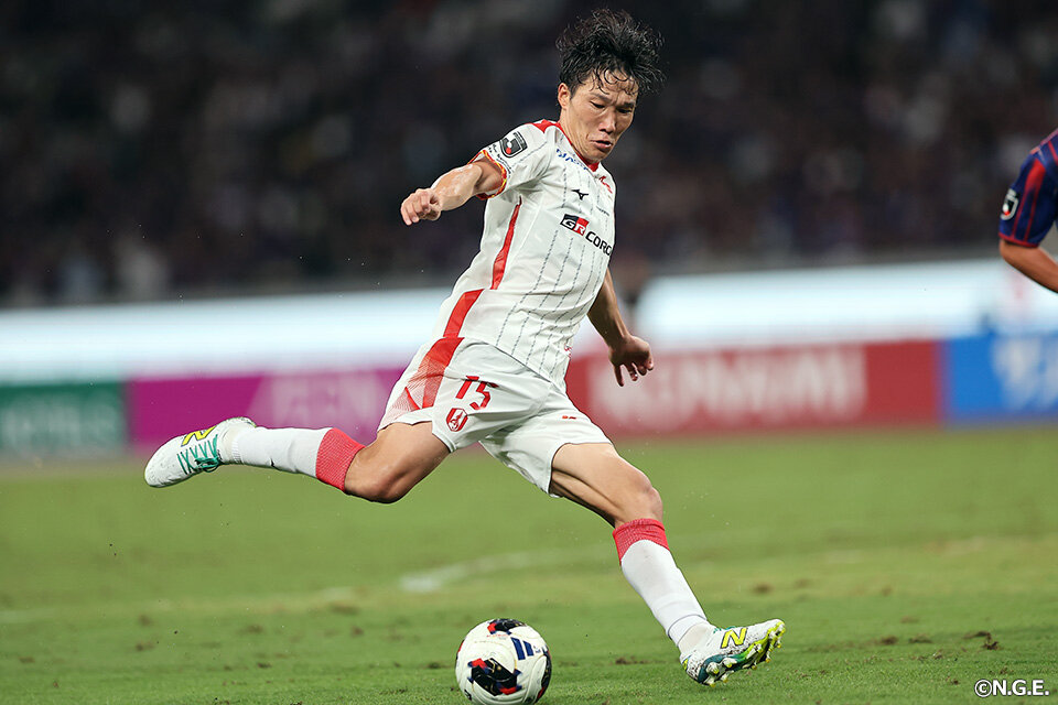 稲垣 祥 | 選手・スタッフ | チーム | 名古屋グランパス公式サイト