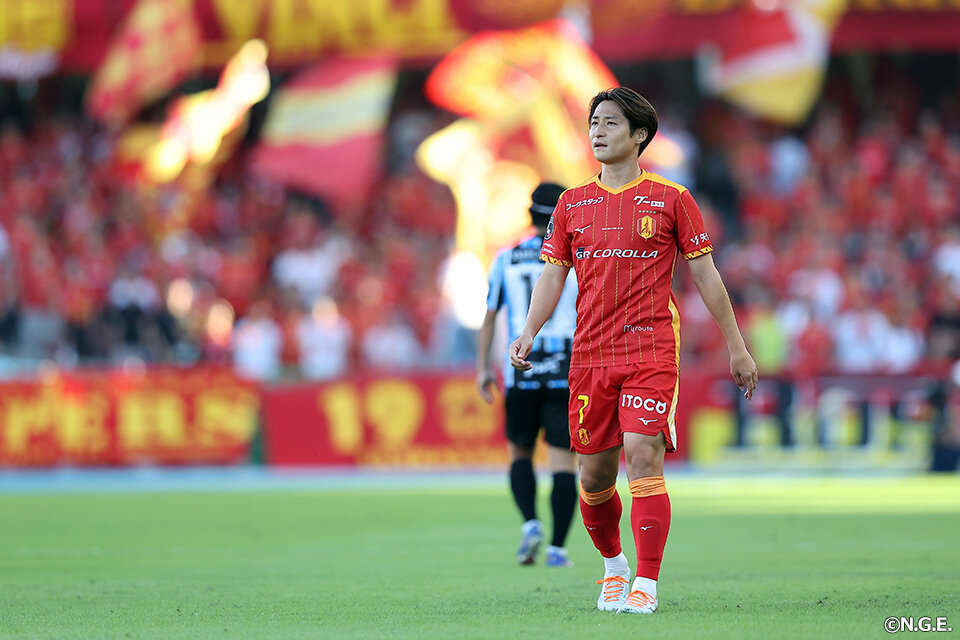 和泉竜司 | 選手・スタッフ | チーム | 名古屋グランパス公式サイト