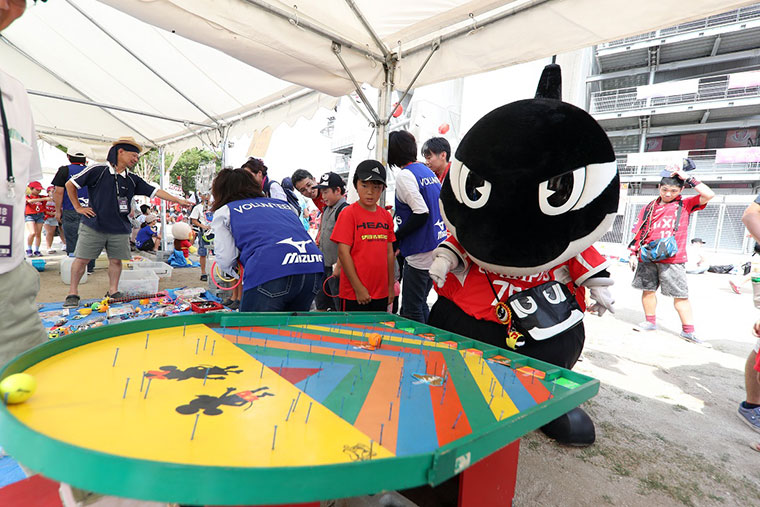みんなで楽しく こども縁日ブースが登場 ニュース 名古屋グランパス公式サイト
