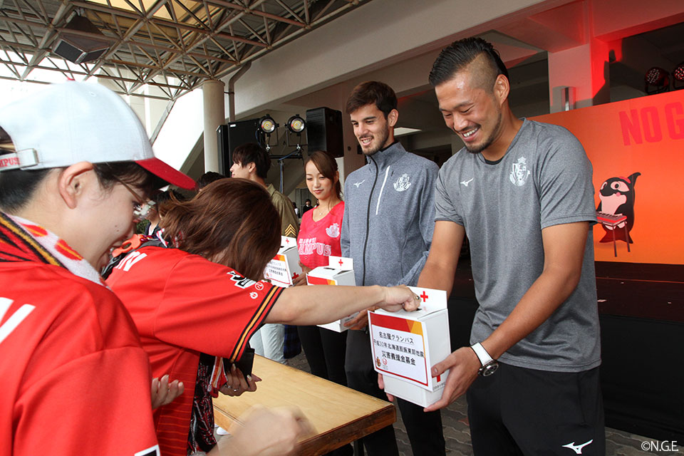 和泉竜司選手 日本赤十字社愛知県支部へ義援金贈呈