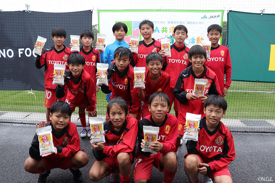 25_1017_junior_play11.jpg