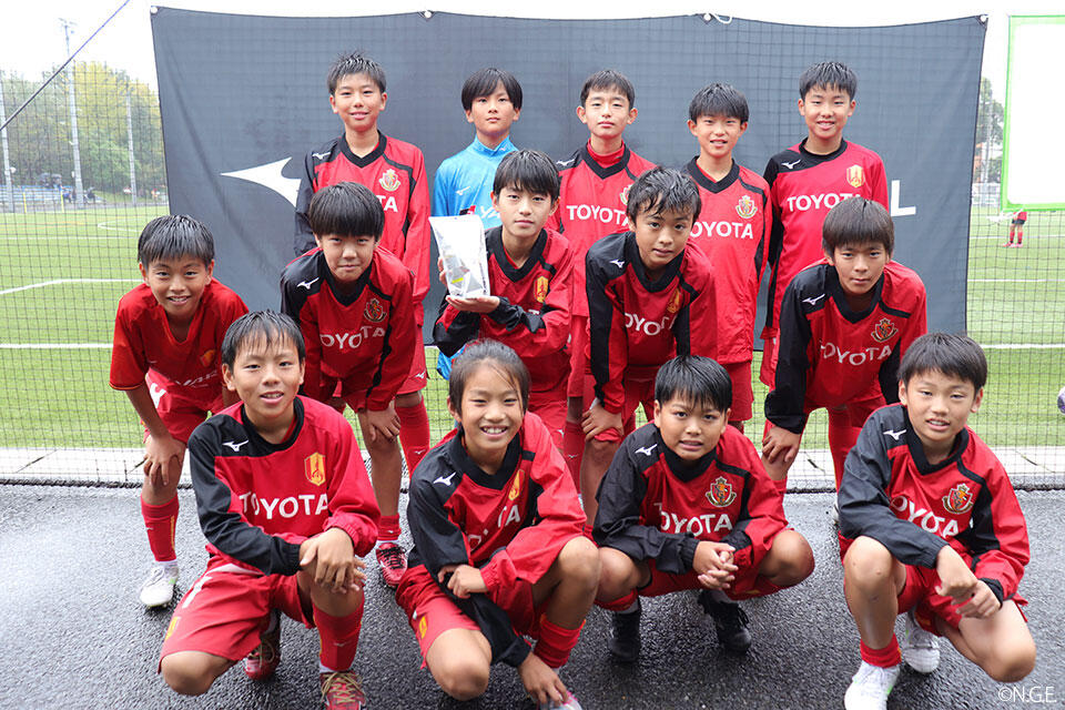 25_1017_junior_play14.jpg